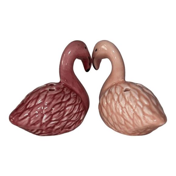 Cracker Barrel stoneware mini Flamingo salt and pepper shaker set - Picture 3 of 3